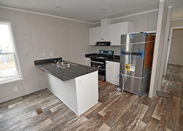 56 Timber Lane Wareham, MA 02576 - Photo 4 of 16 Gallery Image 4
