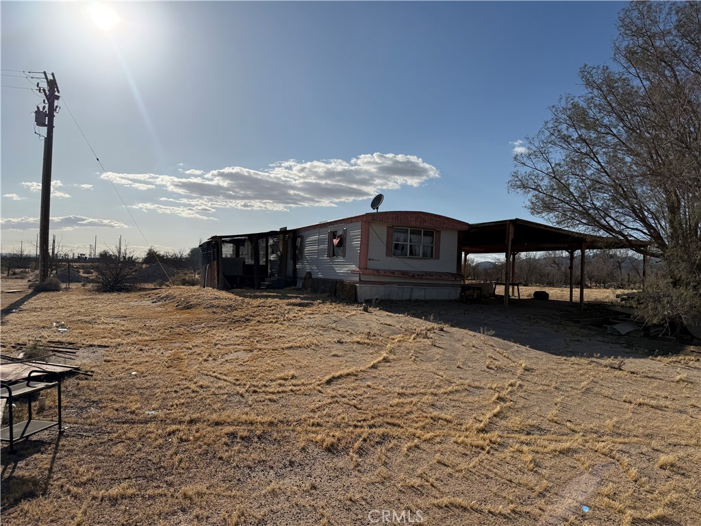 41854 Silver Valley Road Newberry Springs, CA 92365 - Photo 9 of 18 a view of a terrace
