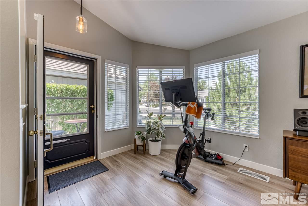 964 Ridgeview Drive Reno, NV 89511 - Photo 4 of 40 Photo 4