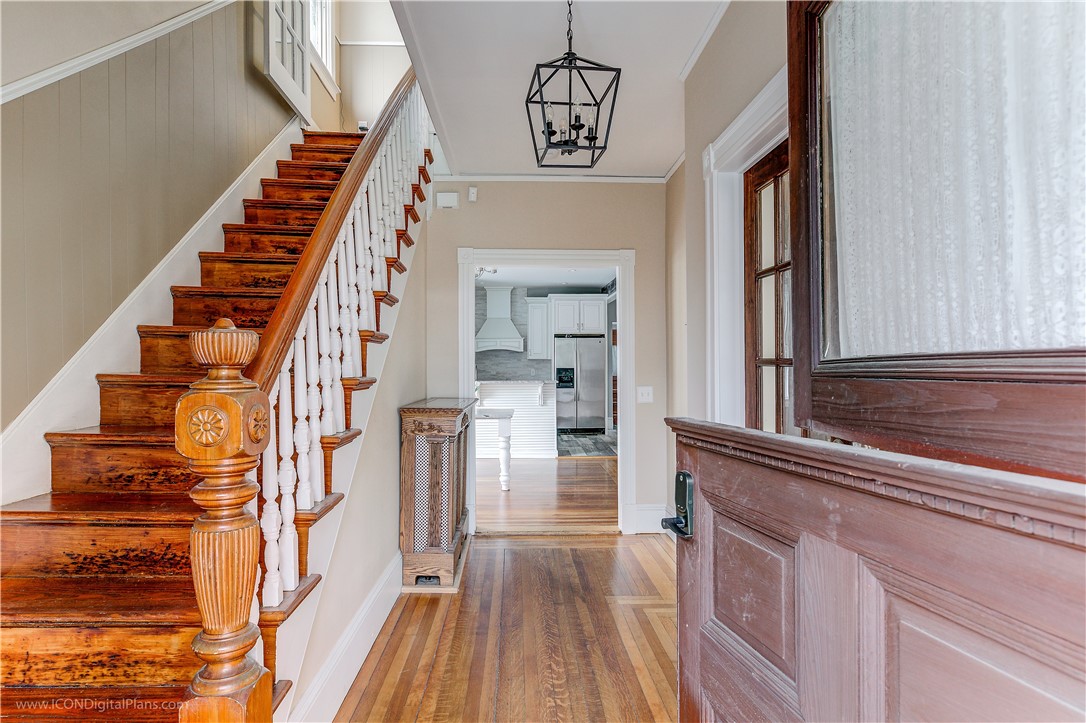 28 Rhode Island Avenue Newport, RI 02840 - Photo 1 of 35