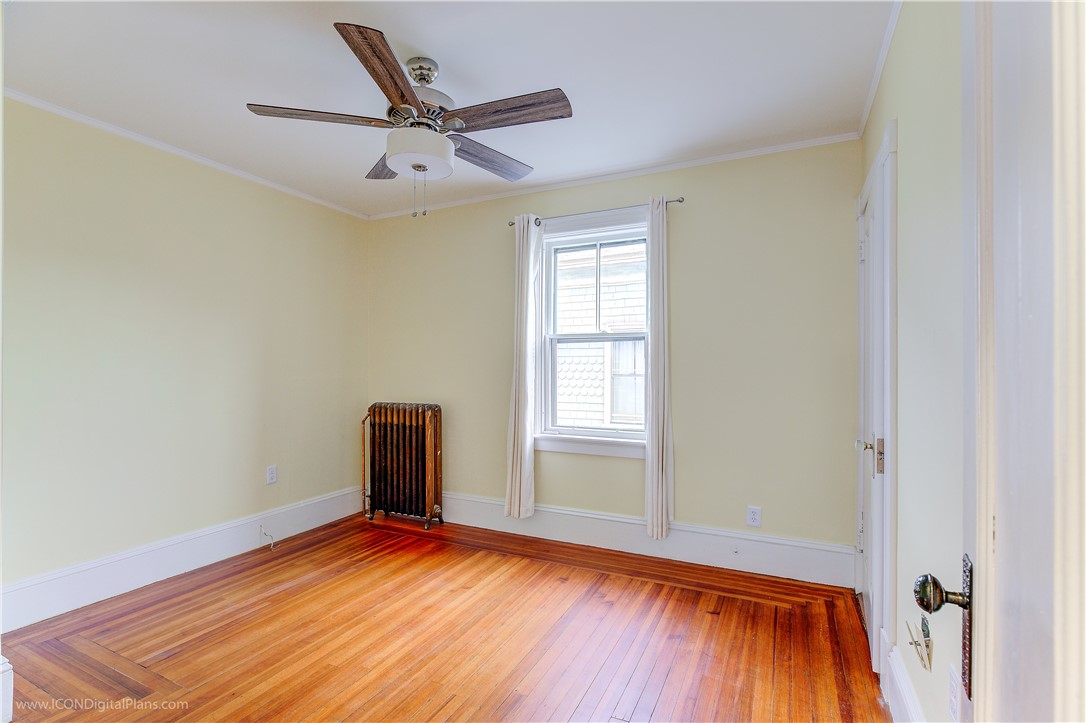 28 Rhode Island Avenue Newport, RI 02840 - Photo 14 of 35