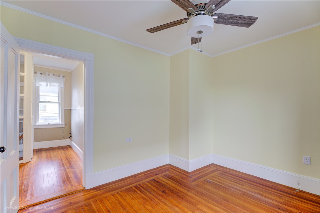 28 Rhode Island Avenue Newport, RI 02840 - Photo 15 of 35