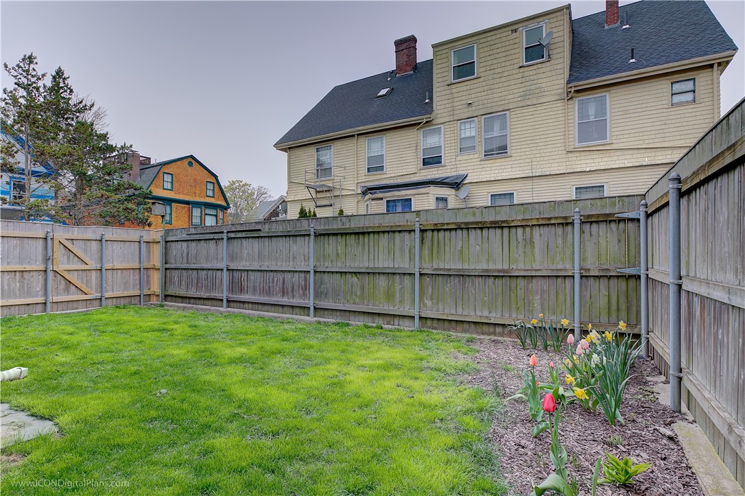 28 Rhode Island Avenue Newport, RI 02840 - Photo 30 of 35
