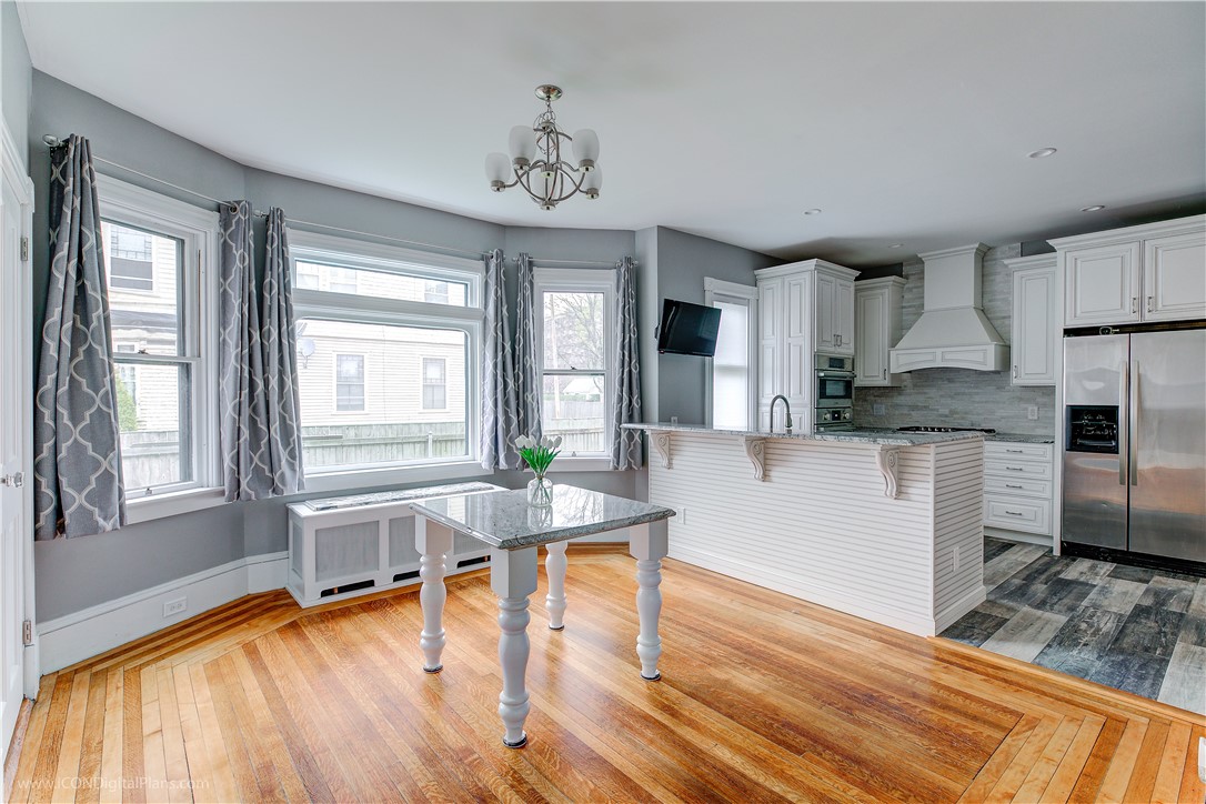 28 Rhode Island Avenue Newport, RI 02840 - Photo 5 of 35