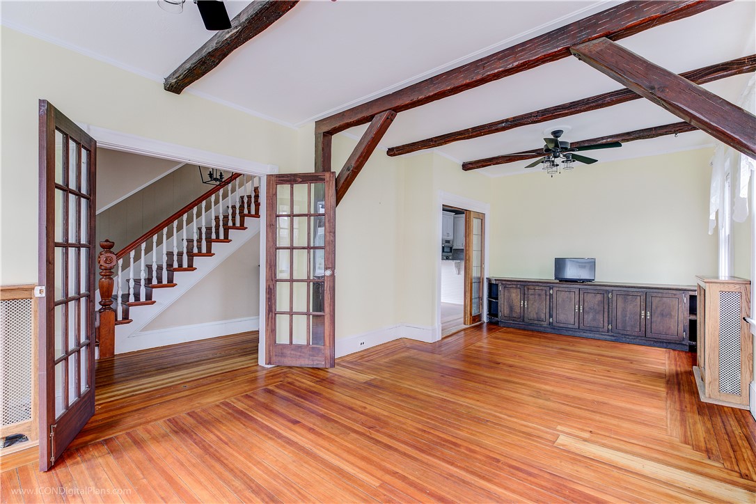 28 Rhode Island Avenue Newport, RI 02840 - Photo 6 of 35