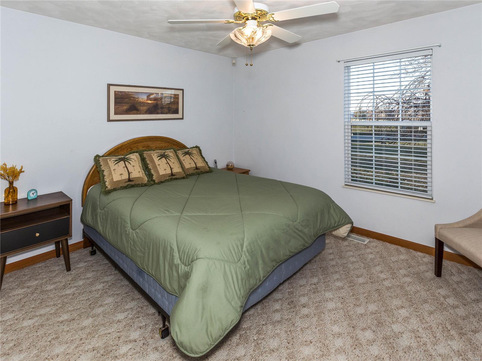 13116 Fawn Creek Road Highland, IL 62249 - Photo 36 of 48 Gallery Image 36