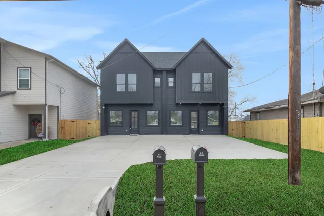 $479,900 | 7956 Bonaire Street, Unit A/B, Houston, TX 77028