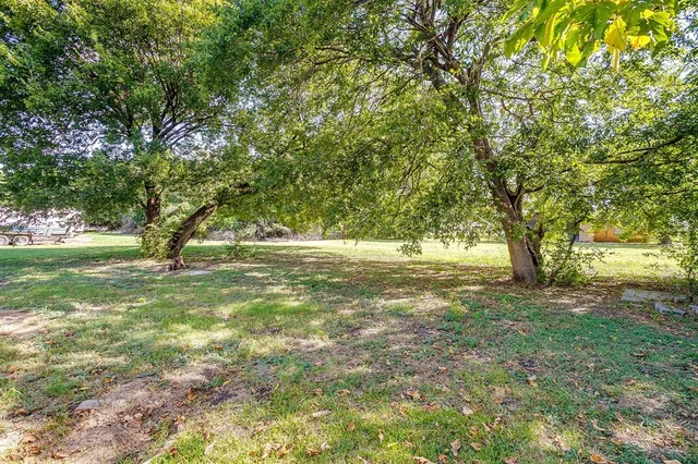 $119,000 | 707 Harrel Avenue, Bynum, TX 76631