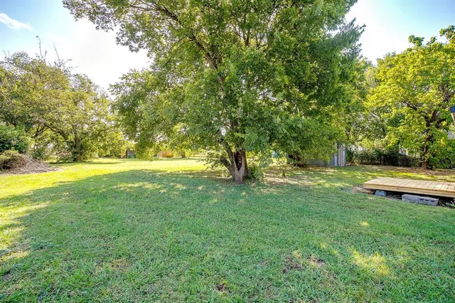 $119,000 | 707 Harrel Avenue, Bynum, TX 76631