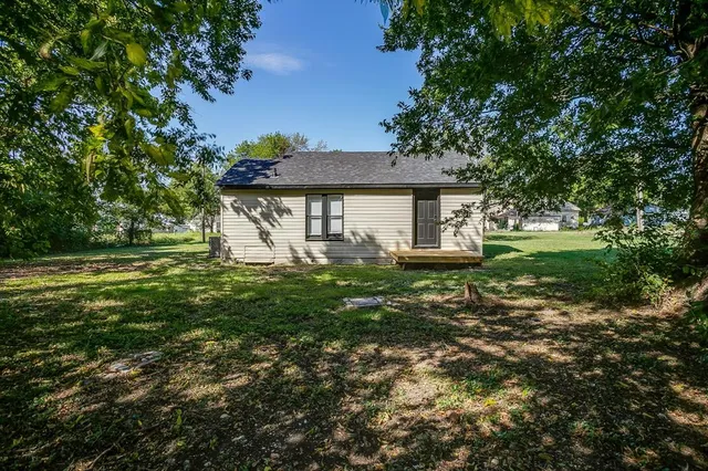 $119,000 | 707 Harrel Avenue, Bynum, TX 76631