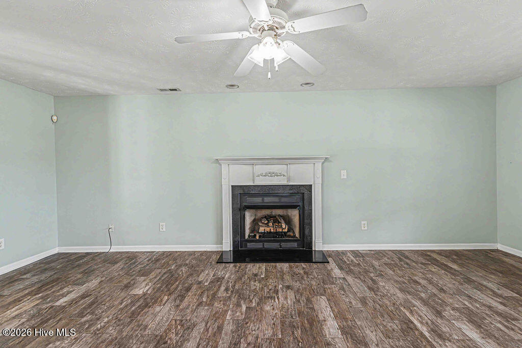 301 Old Dam Road Jacksonville, NC 28540 - Photo 11 of 54