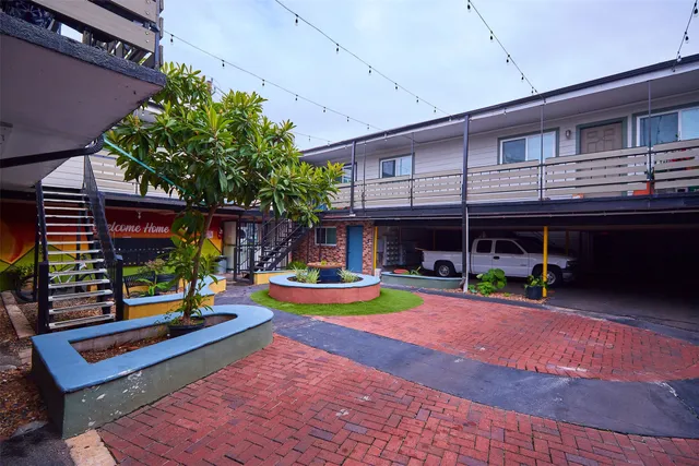 $1,500 | 1840 Richmond Avenue, Unit 8, Houston, TX 77098