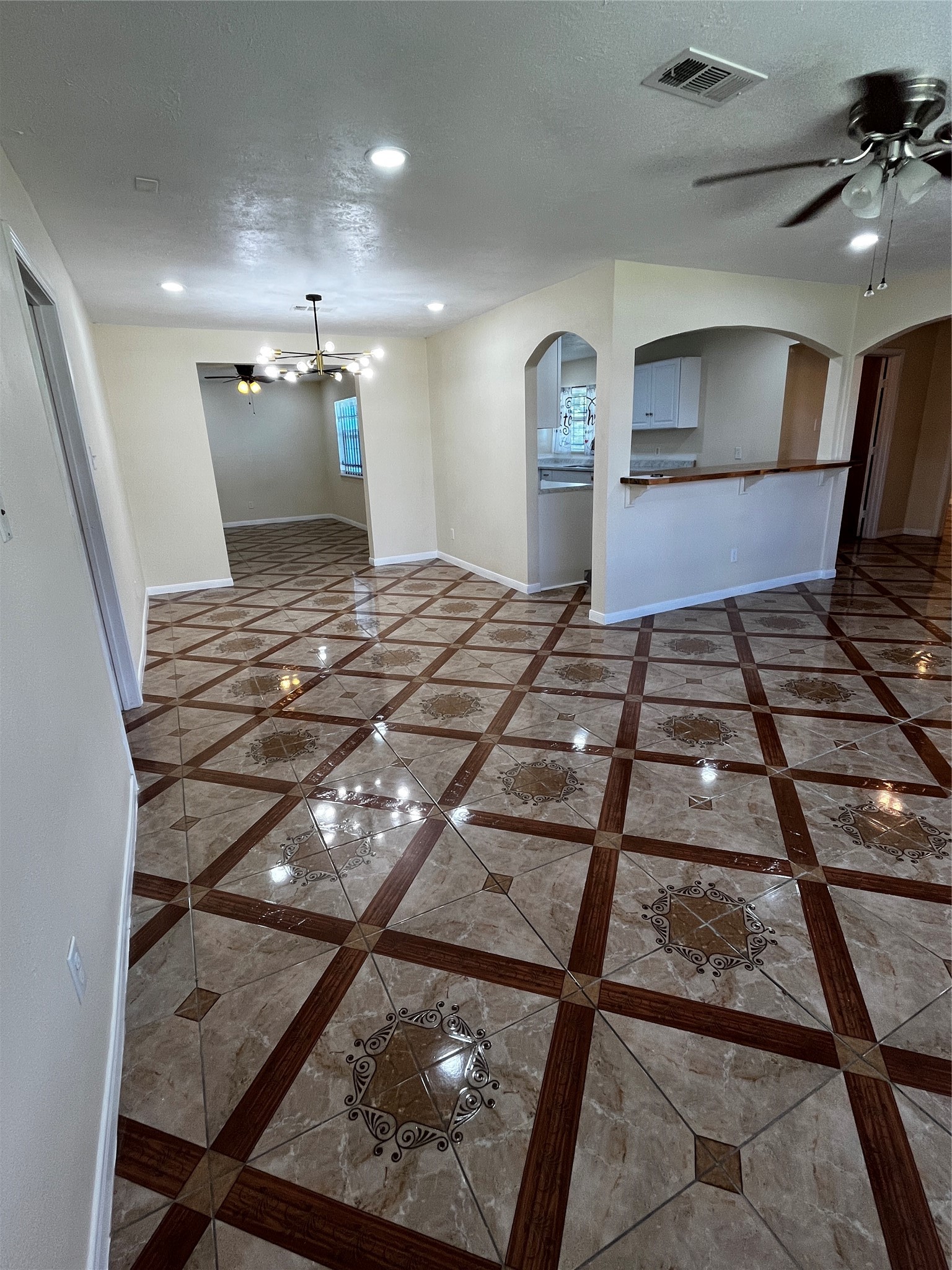 3163 Roe Drive Houston, TX 77087 - Photo 19 of 47 a view of an empty room