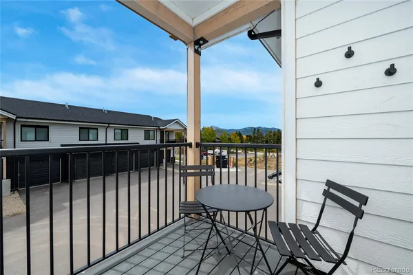 $700,000 | 361 West Meadow Mile, Unit 5, Fraser, CO 80442