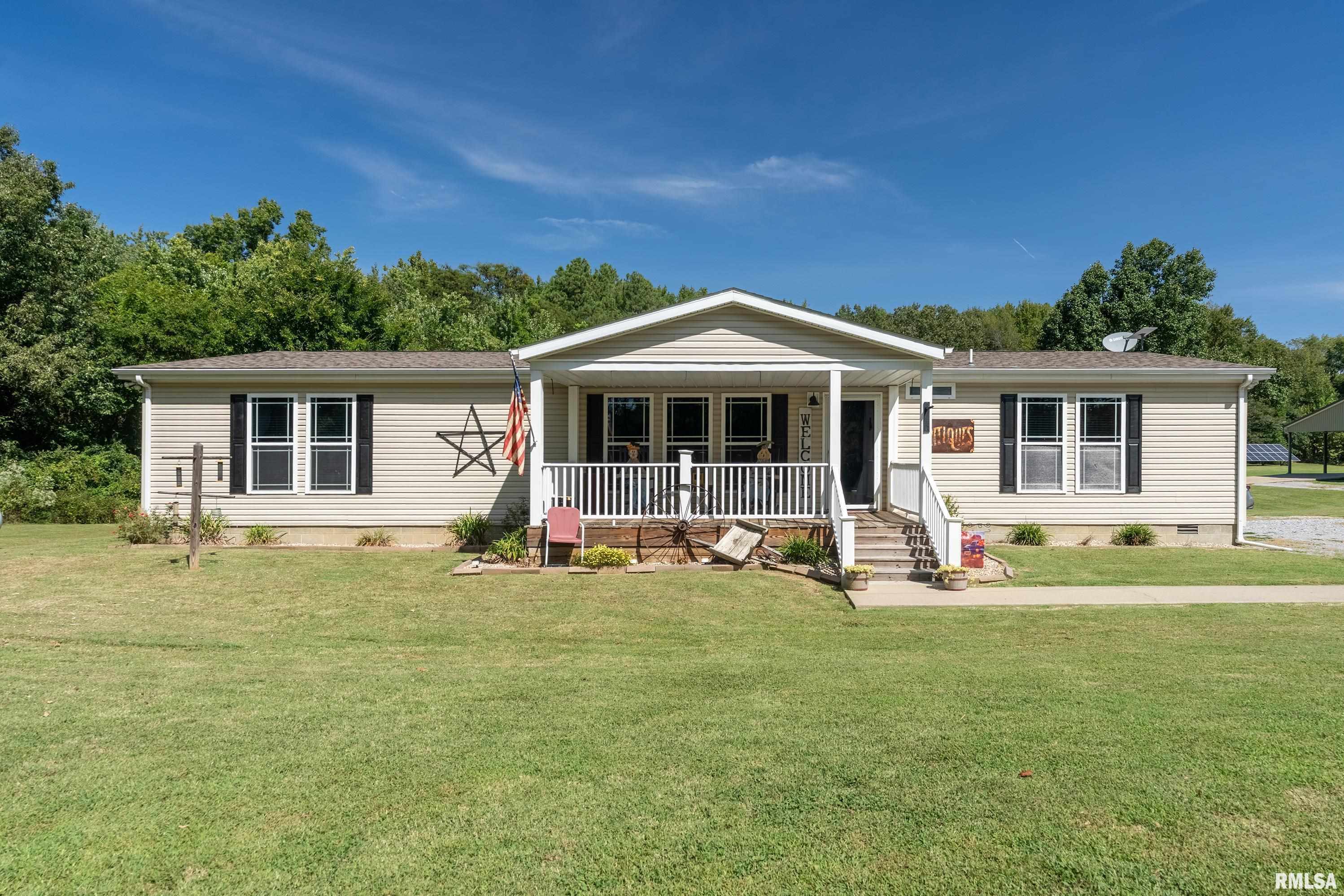 1390 Woolard Road Eldorado, IL 62930 - Photo 1 of 30 Gallery Image 1