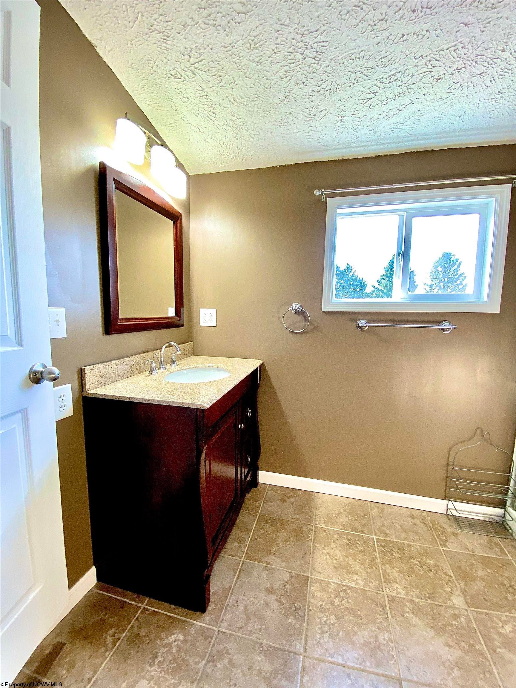 117 Merrill Avenue Rivesville, WV 26588 - Photo 10 of 16 Gallery Image 10