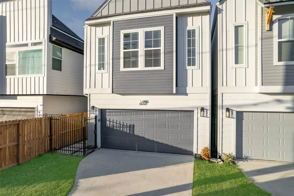 $2,750 | 4109 Hare Street, Unit A, Houston, TX 77020