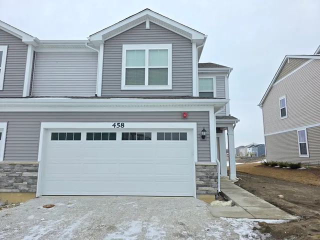 $3,200 | 458 Hathaway Lane, Oswego, IL 60543