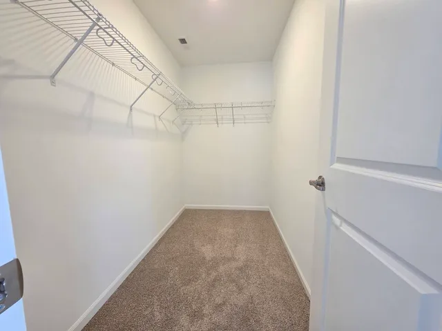 $3,200 | 458 Hathaway Lane, Oswego, IL 60543