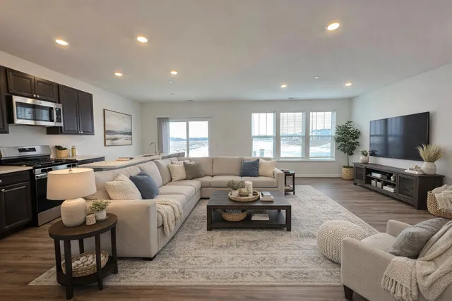 $3,200 | 458 Hathaway Lane, Oswego, IL 60543