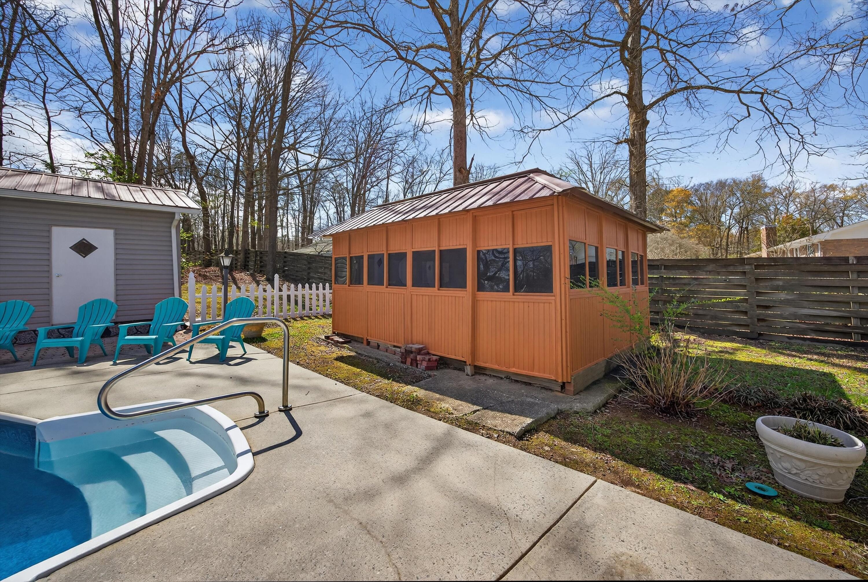 1052 Beaverdale Road Northeast Dalton, GA 30721 - Photo 19 of 42 Hot Tub Room