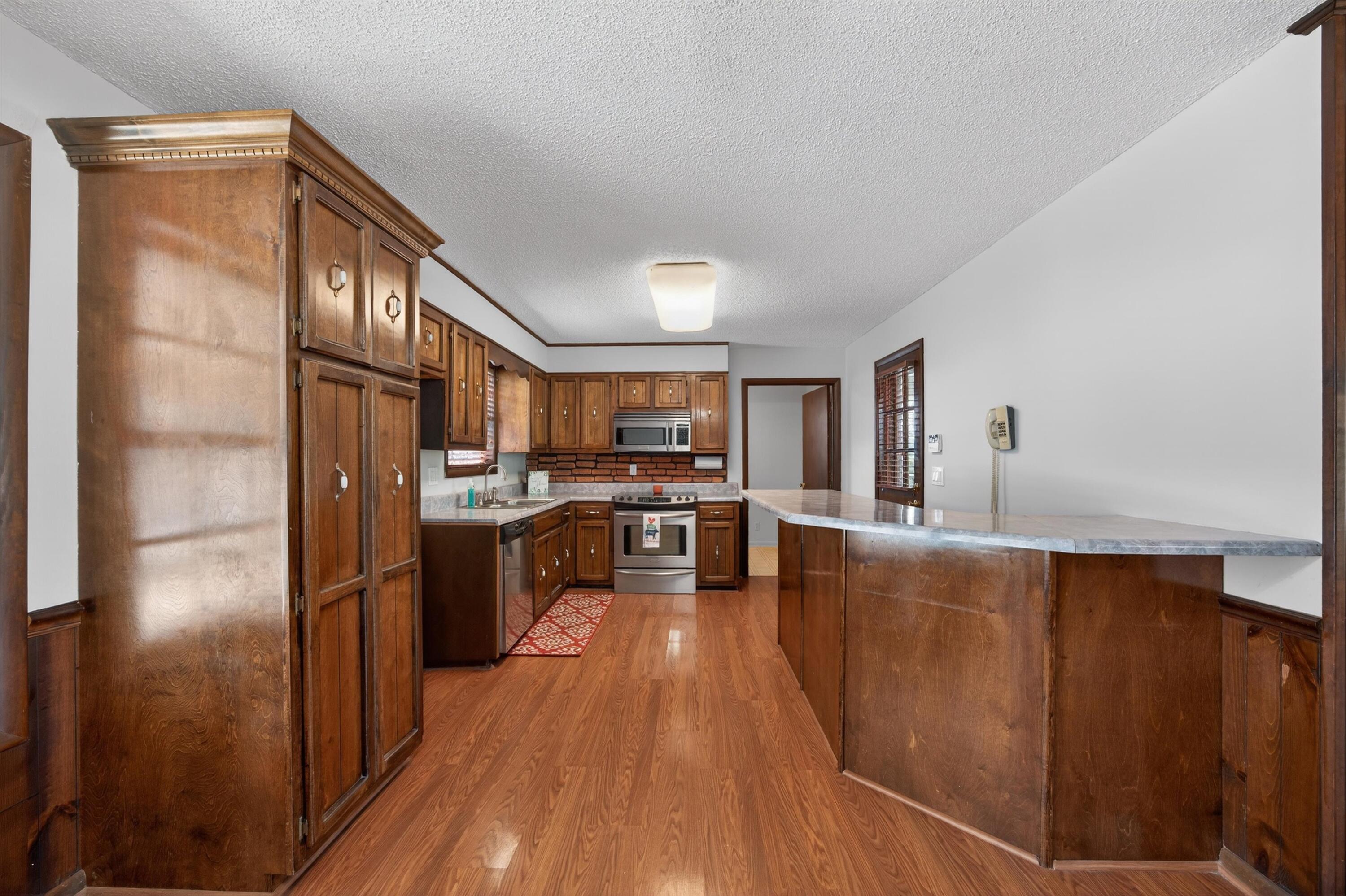 1052 Beaverdale Road Northeast Dalton, GA 30721 - Photo 27 of 42 Kitchen Area