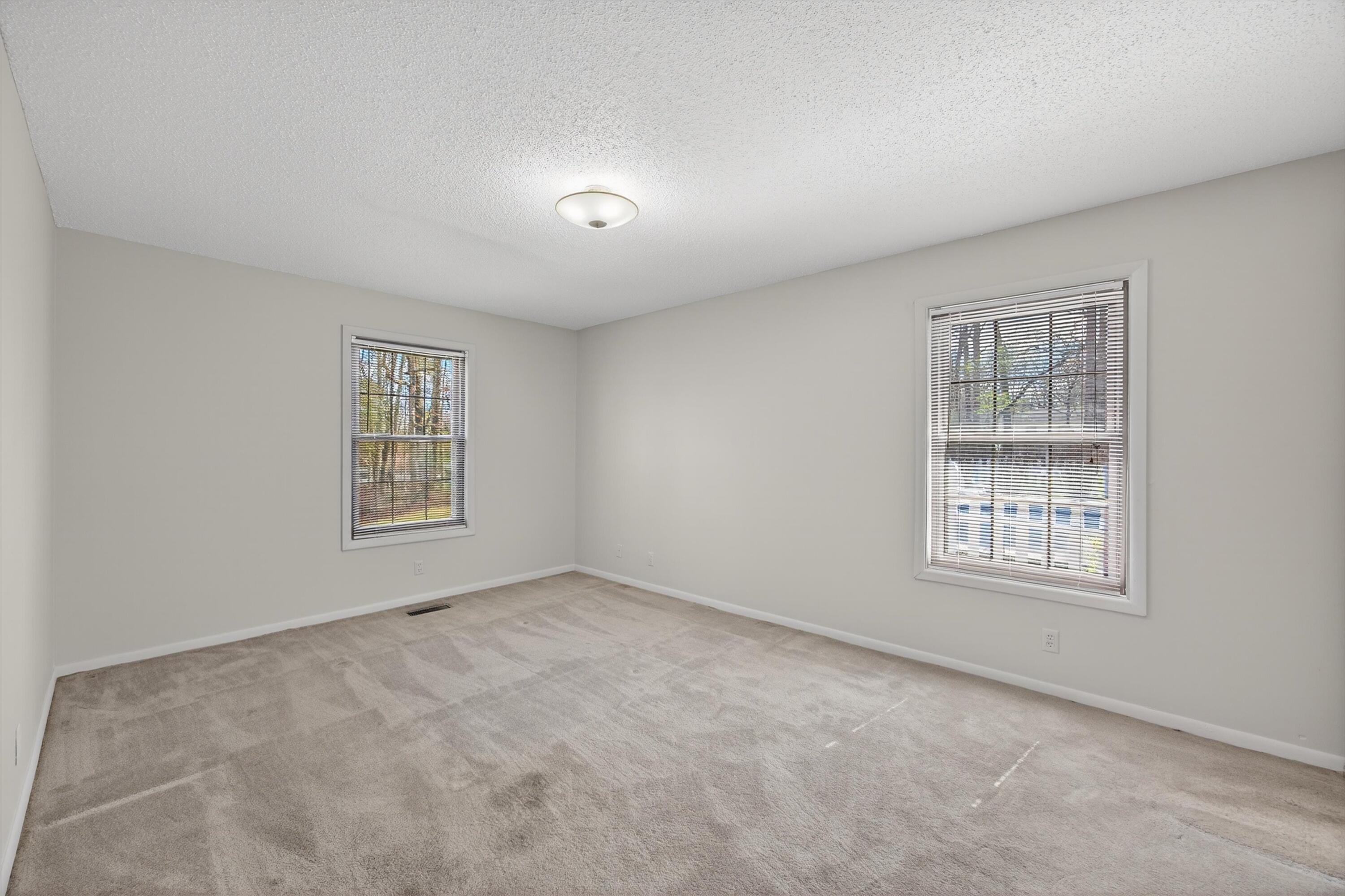 1052 Beaverdale Road Northeast Dalton, GA 30721 - Photo 35 of 42 Bedroom