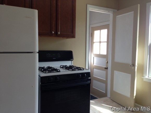 3108 South 4th Street Springfield, IL 62703 - Photo 5 of 11
