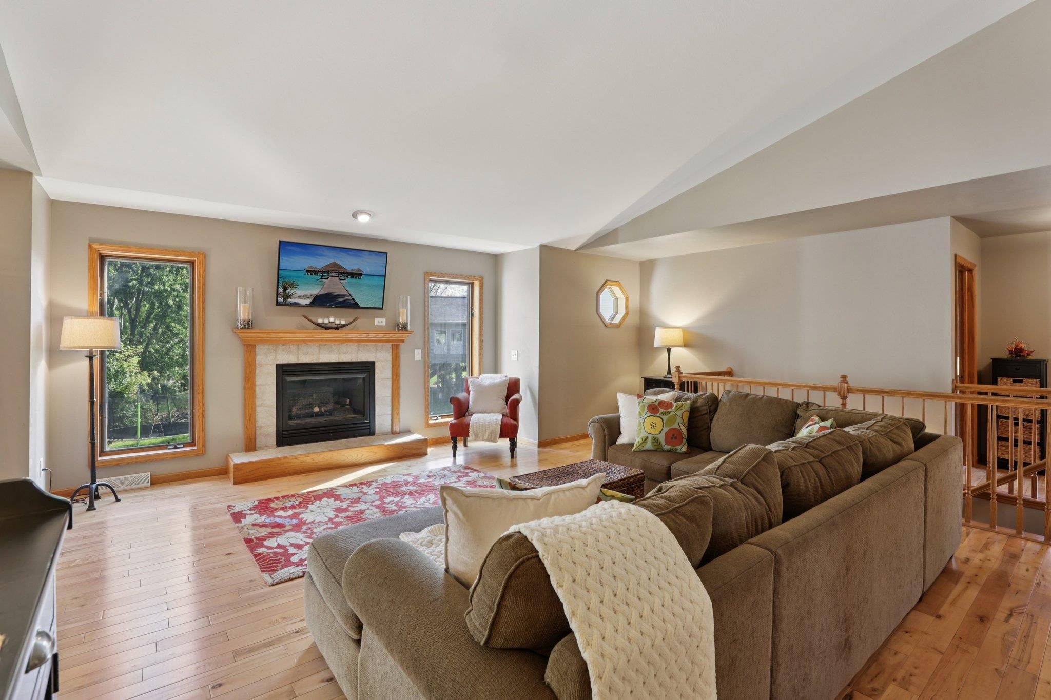 919 Lochmoore Drive Waunakee, WI 53597 - Photo 13 of 54