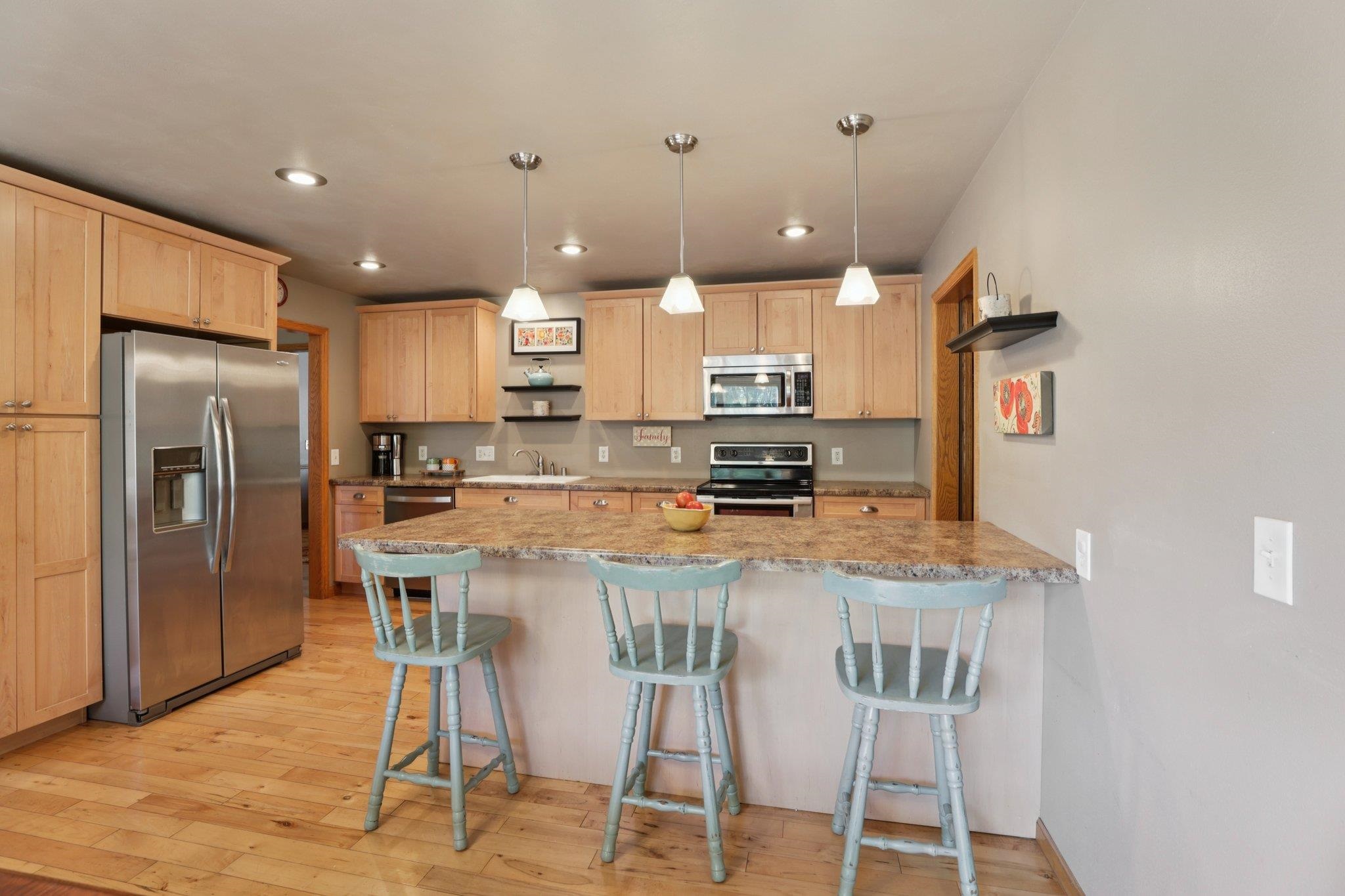 919 Lochmoore Drive Waunakee, WI 53597 - Photo 18 of 54