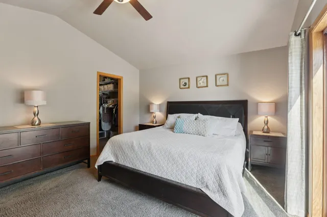 $679,000 | 919 Lochmoore Drive, Waunakee, WI 53597