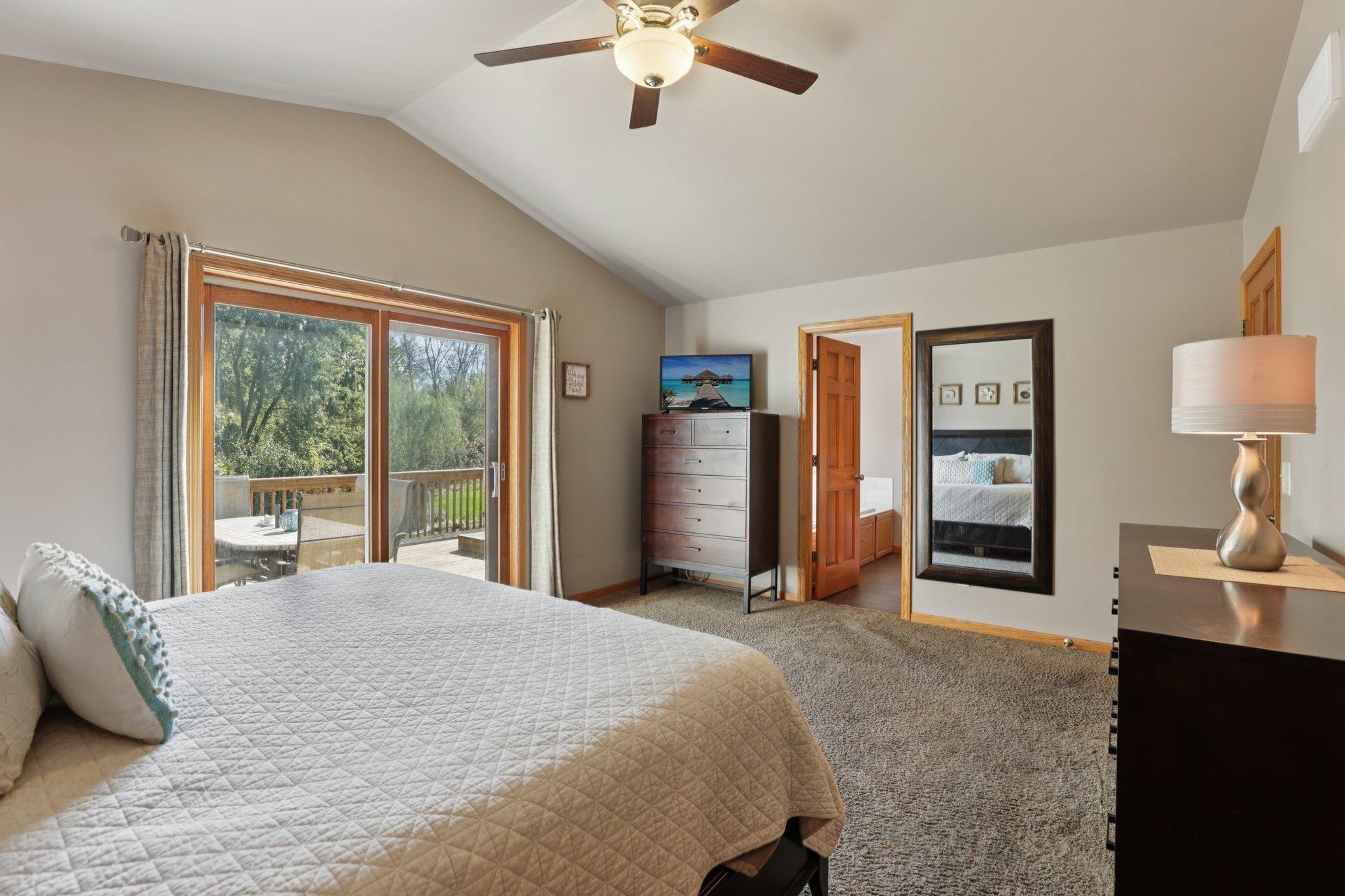 919 Lochmoore Drive Waunakee, WI 53597 - Photo 23 of 54