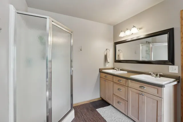 $679,000 | 919 Lochmoore Drive, Waunakee, WI 53597