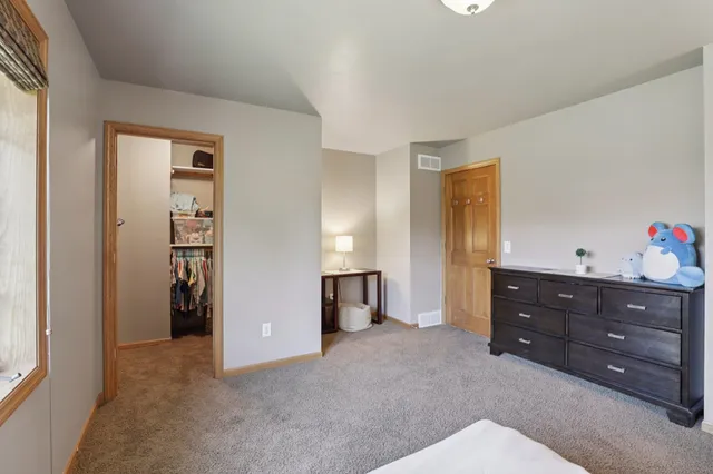 $679,000 | 919 Lochmoore Drive, Waunakee, WI 53597