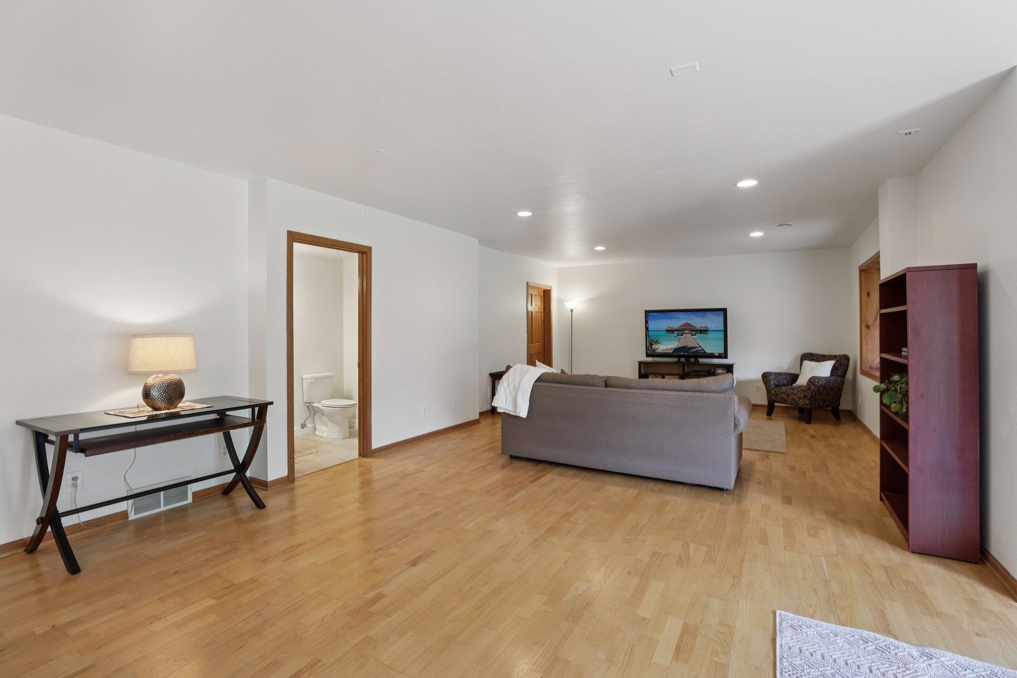 919 Lochmoore Drive Waunakee, WI 53597 - Photo 36 of 54