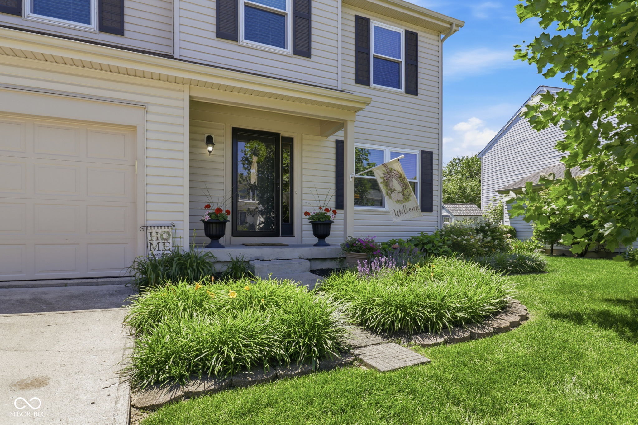 13931 Wakefield Place Fishers, IN 46038 - Photo 3 of 74
