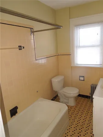 $2,000 | 44 Gentian Avenue, Providence, RI 02908