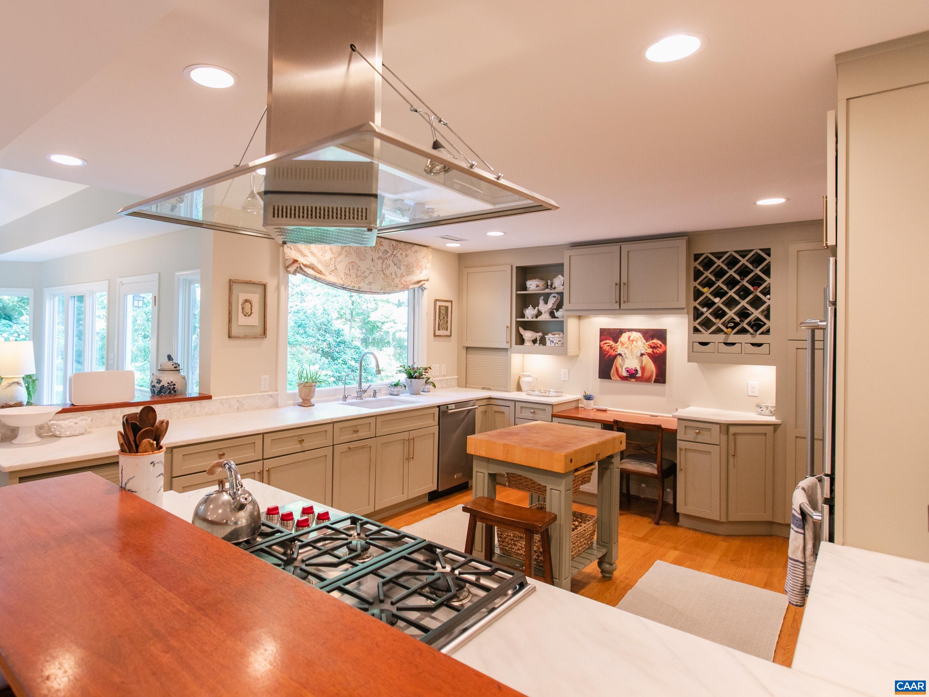 842 Tanglewood Road Charlottesville, VA 22901 - Photo 8 of 41 Gallery Image 8