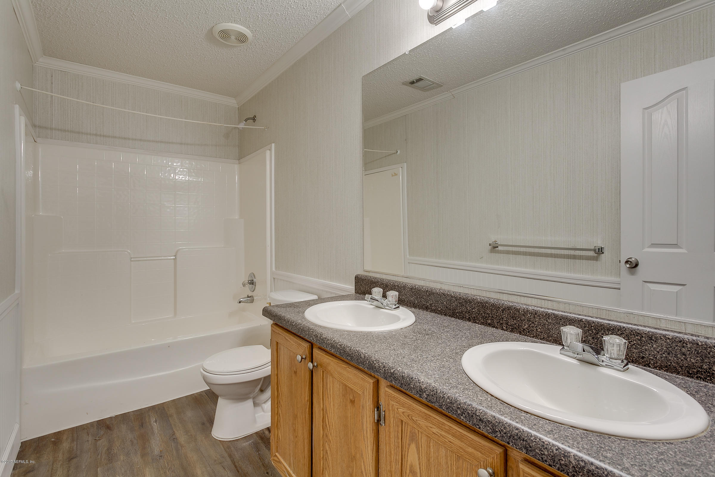 3394 Lannie Road Jacksonville, FL 32218 - Photo 17 of 27 Bathroom 2