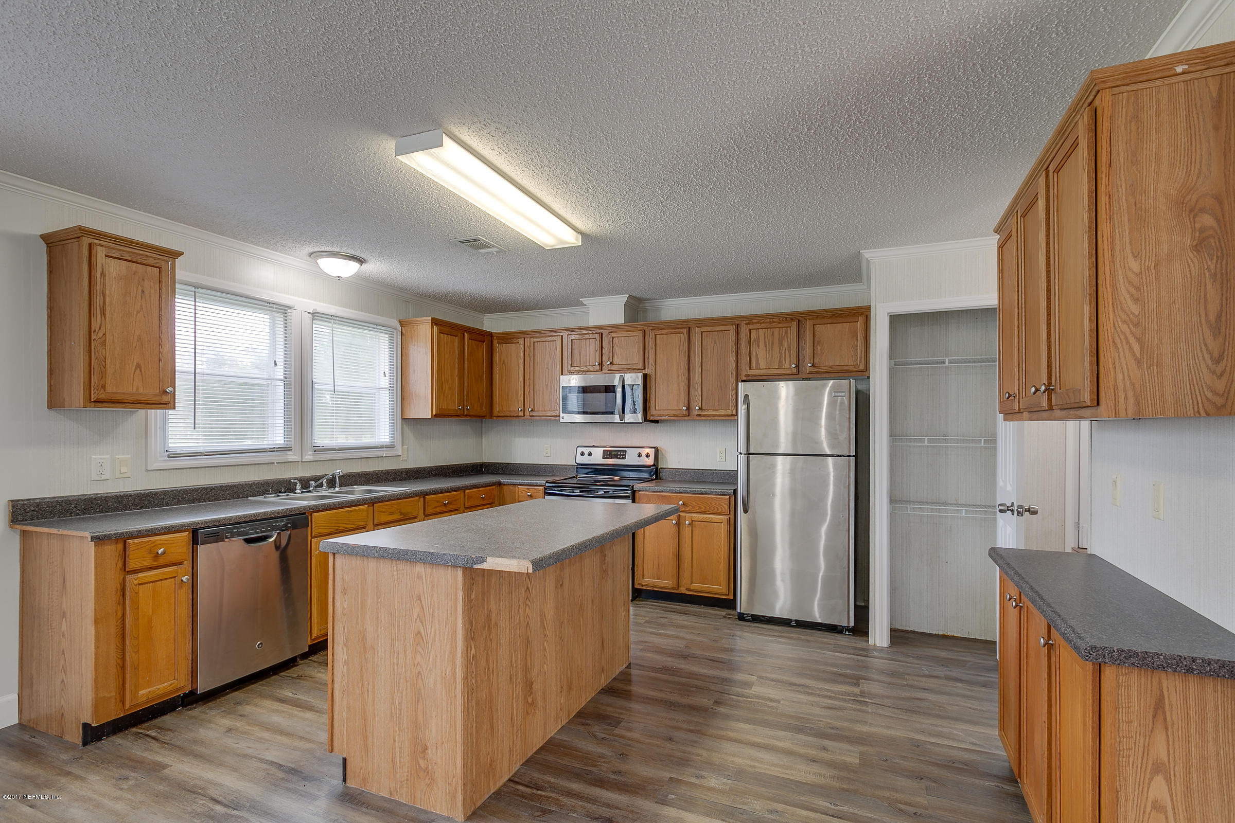 3394 Lannie Road Jacksonville, FL 32218 - Photo 7 of 27 Kitchen View 1