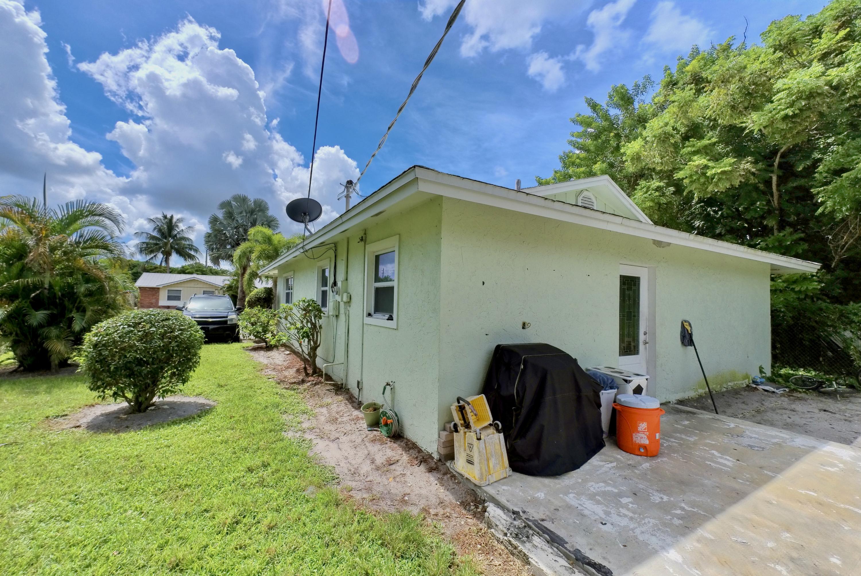 3299 Southeast Garden Street Stuart, FL 34997 - Photo 20 of 21 IMG_20200829_121609_00_merged