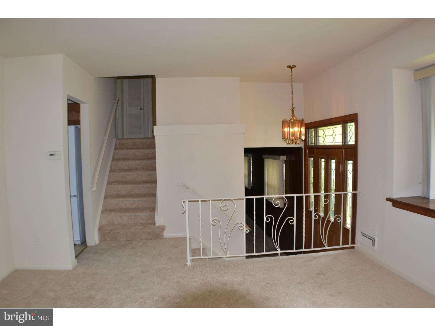 209 Downing Road Somerdale, NJ 08083 - Photo 7 of 11 Living Room