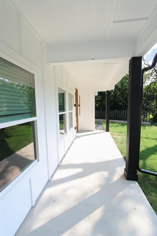 842 White Oak Drive Woodway, TX 76712 - Photo 10 of 12 a view of swimming pool with porch