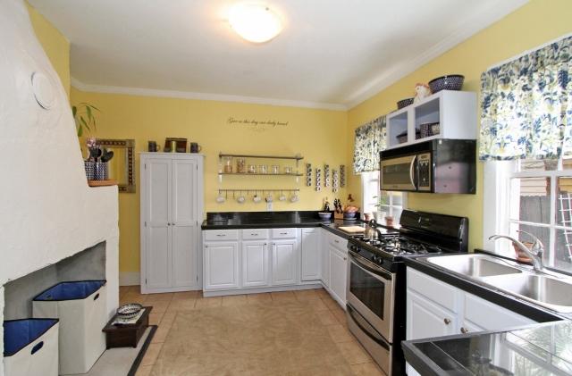131 Line Street Charleston, SC 29403 - Photo 10 of 24 unnamed16