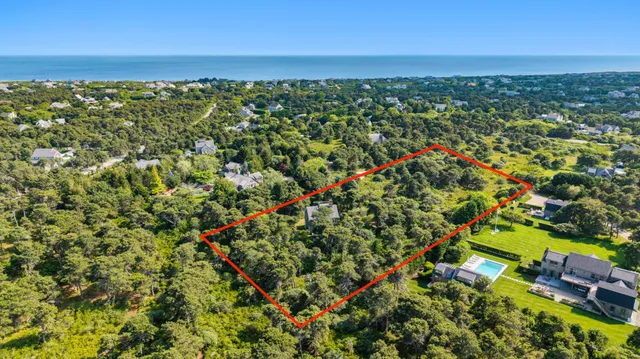 $3,295,000 | 7 White Street, Nantucket, MA 02554