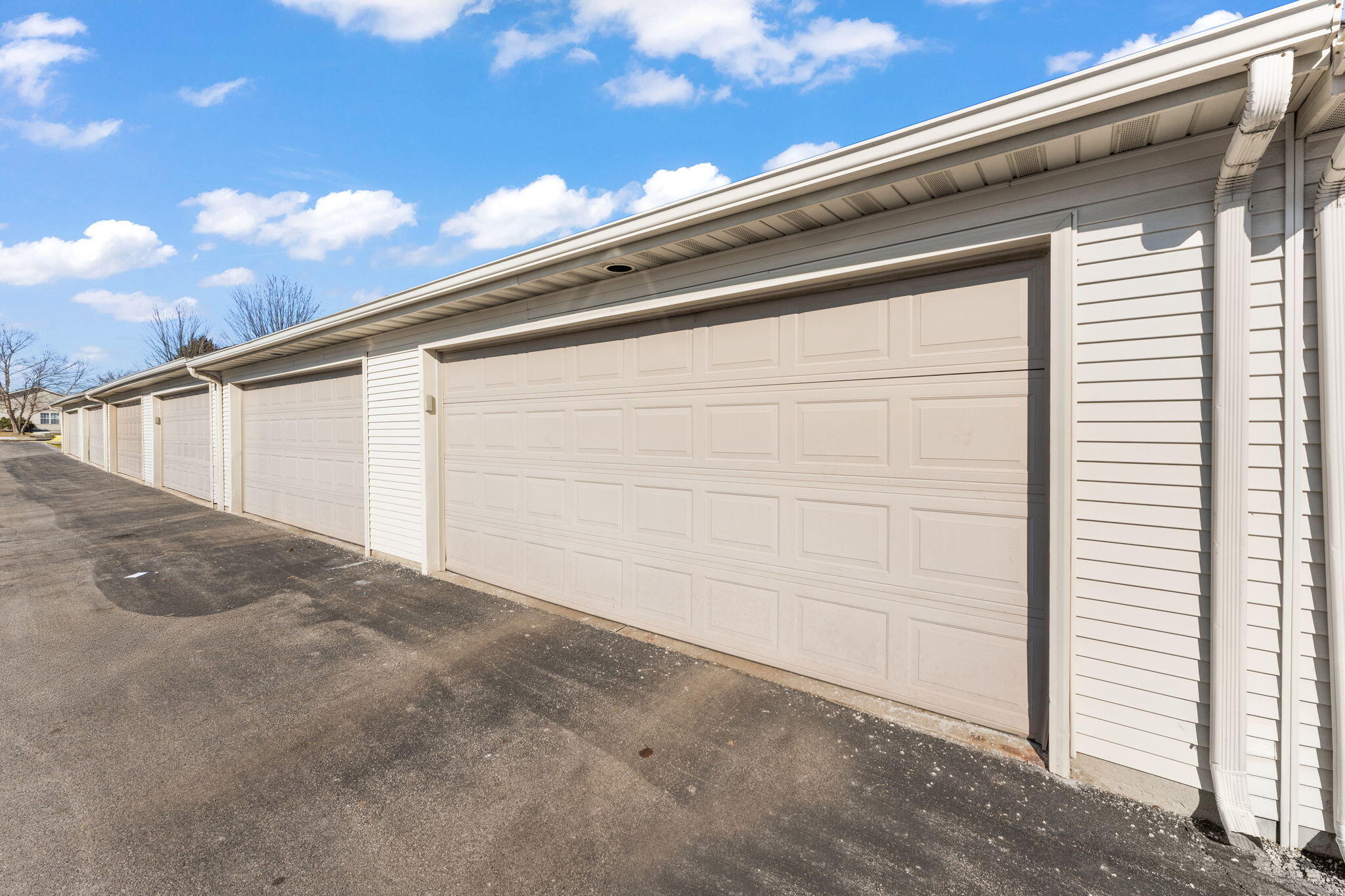 1823 Beech Court Crown Point, IN 46307 - Photo 19 of 19 2048x1365