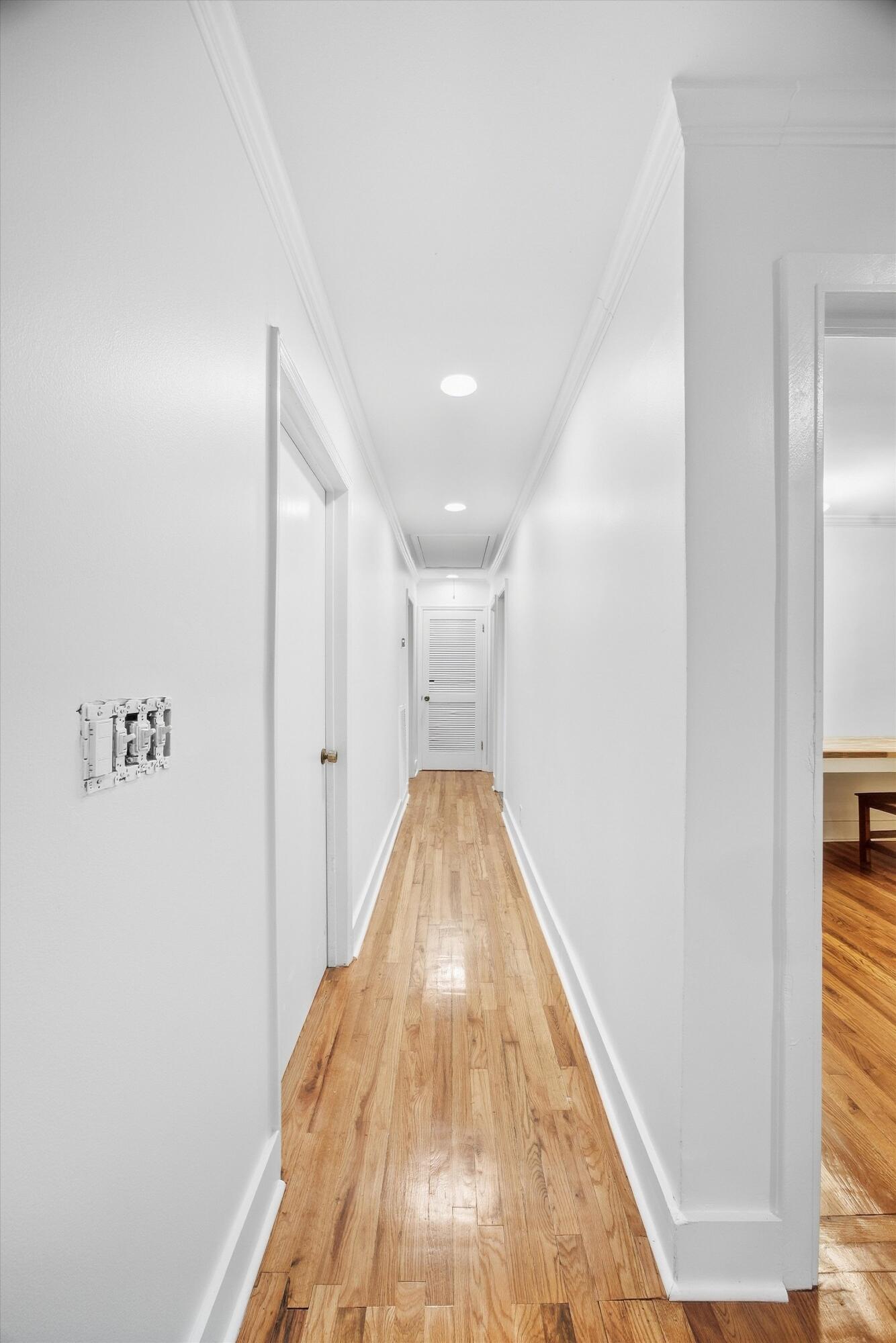 568 Old Hooker Road Wildwood, GA 30757 - Photo 18 of 37 Bright Hallway