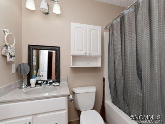 9 Bridgestone Road Swannanoa, NC 28778 - Photo 11 of 16 Gallery Image 11