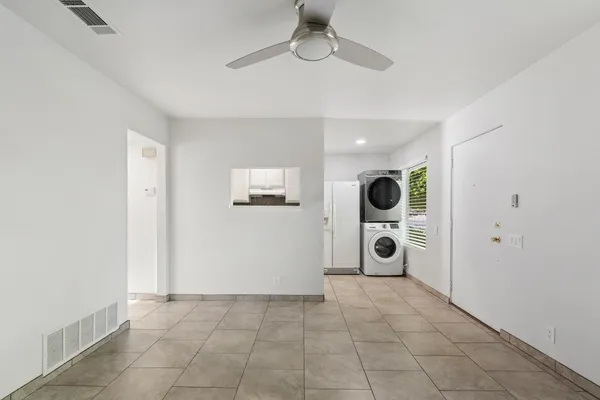 $1,900 | 82075 Country Club Drive, Unit 52, Indio, CA 92201