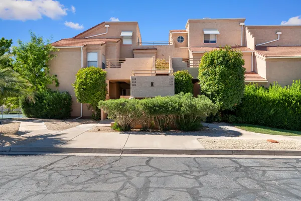 $194,000 | 2050 South 1400th Street East, Unit K101, St. George, UT 84790